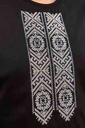 Вишиванка чоловіча з коротким рукавом бавовняного кольору Київ