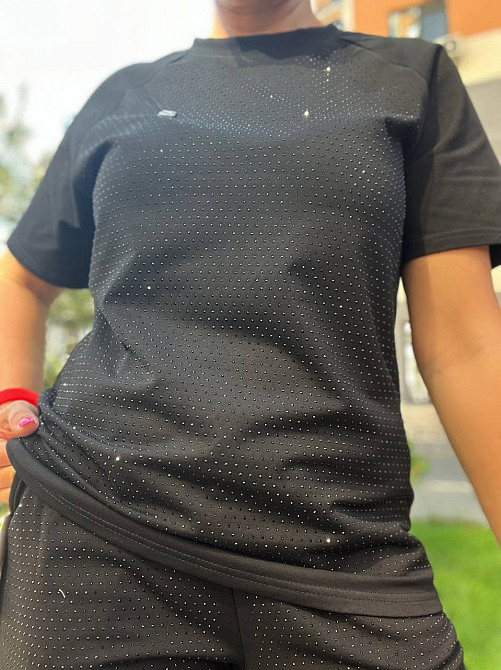 Костюм женский YUJIE YISHANG 7162 камни футболка удлиненная цифра 5 брюки ровные от бедра черный, черный, XL Киев - изображение 4