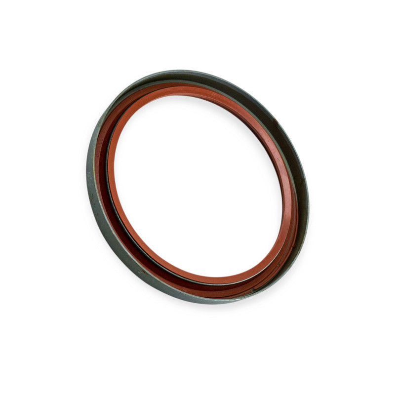 Манжета 142х168х16 задньої маточини(у мет.обоймі)(червоний) 71300 КАМАЗ Мукачево - фото 1