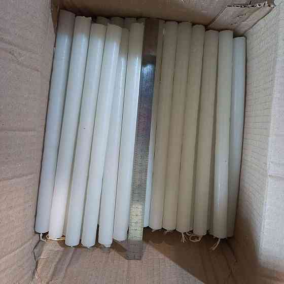 Свеча хозяйственная белая парафиновая 30×2 см — классическая длинная свеча для дома и дачи Харьков