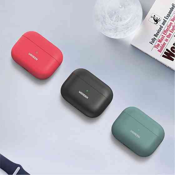 Чехол для наушников Ugreen Silica Gel Case Protector for Apple Airpods Pro 80512 (Красный) Николаев