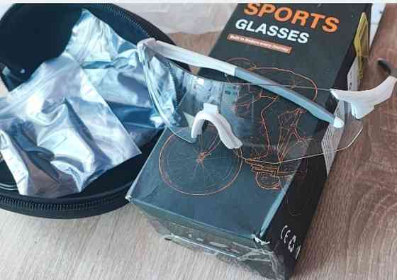 Очки для вело спорта в кейсе,белая рамка. Харьков