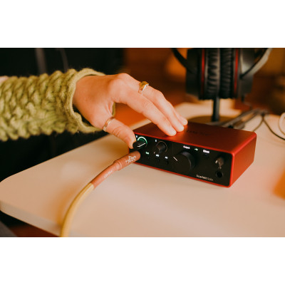 Аудіоінтерфейс Focusrite Scarlett Solo 4th Gen (234617) Вінниця - фото 5