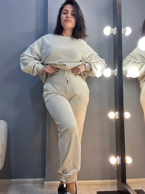 Костюм женский Quzen 470-471 свитшот и джогеры на резинке оверсайз, бежевый, S Киев - изображение 7