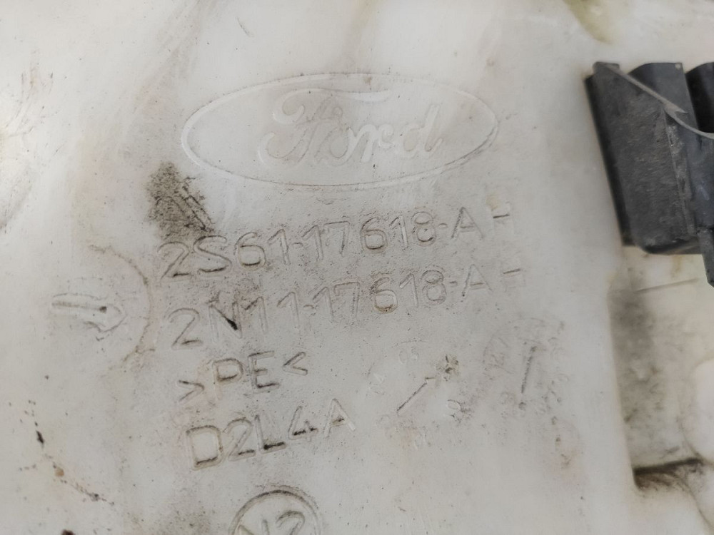 Бачок омивача з моторчиком Ford Fusion 2002-2012 (2S61-17618-AH) Ковель - фото 1