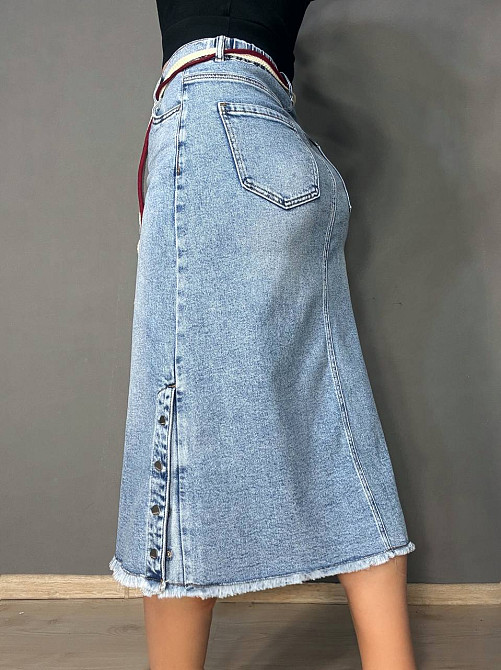 Спідниця жіноча джинсова ZJY 68015 з розрізами на кнопках талія на резинці блакитна, блакитний, З2, 32, 92 см, 112 см Київ - фото 10