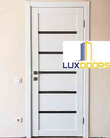 Двери Видень Белый Полотно с черным стеклом, покрытие VINIL Киев