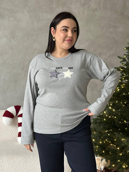 Піжама жіноча великого розміру штани та лонгслів батал PLUS SIZE з вишивкою зірки для дому та сну з довгими рукавами сіра Одеса - фото 3