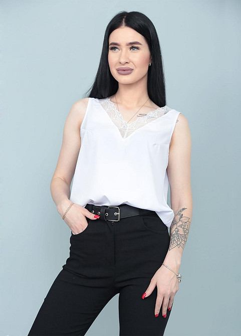 Літня блуза з глибоким декольте "Gloria" оптом | Батал Білий, 50-52 Київ - фото 2