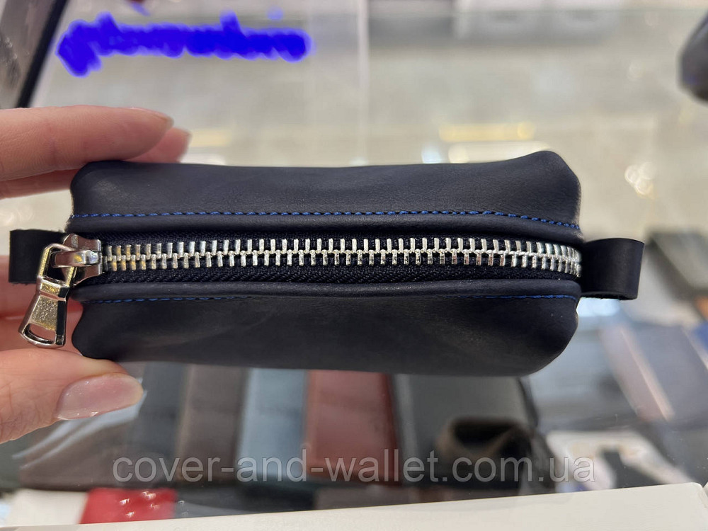 Містка ключниця бочка на блискавці з м'якої шкіри синього кольору PS Leather Київ - фото 3