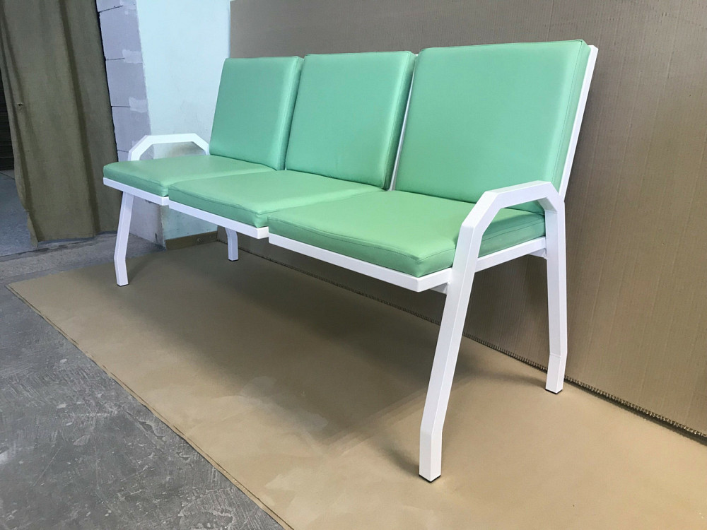 Банкетка медична коридорна зі спинкою АТОН БК-3-СП для медустанов Дніпро - фото 3