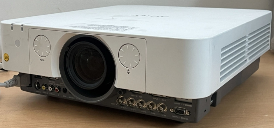 Проектор SONY VPL - FH35 Харків - фото 5