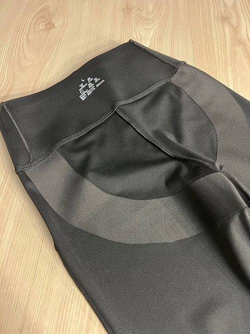 Лосины женские Immet 3317 клеш от колена широкий пояс утяжка высокая талия черные, черный, L Одесса - изображение 5