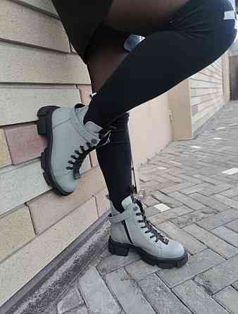 AVALON Черевики жіночі AVALON мятные натуральная кожа зима высота 16 см размер 38-40 (4910) Коломия