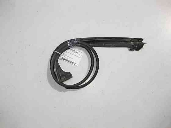 Mercedes-Benz  A2217270230 Ущільнювальна гумка передніх правих дверей зверху S-Class W221 Одесса