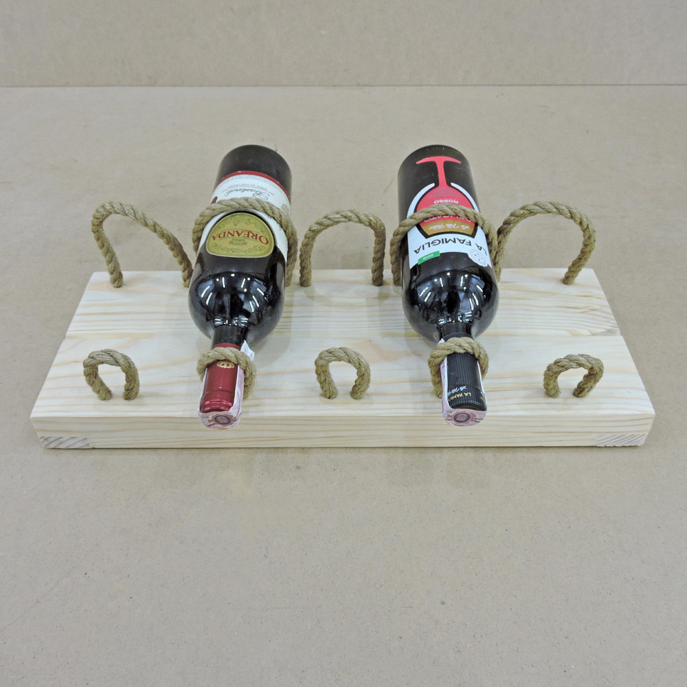 Настенная винная полка 