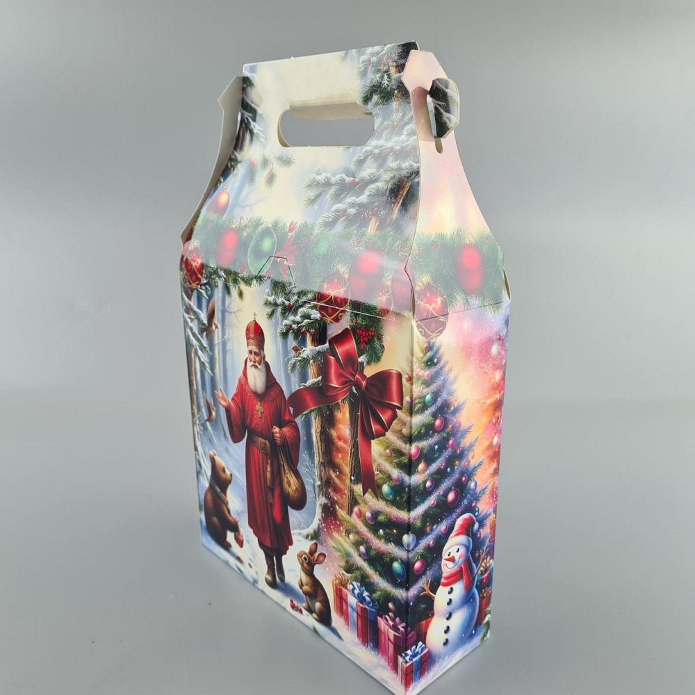 Новогодняя подарочная картонная упаковка для конфет (600грм) №225 