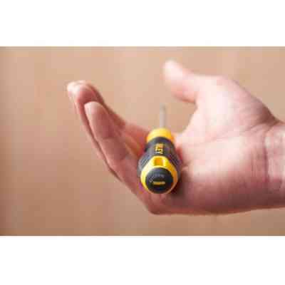 Отвертка Stanley Cushion Grip, SL4x100мм, с параллельным жалом. (STHT16195-0) Винница