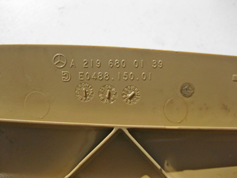 Mercedes-Benz  A2196800139 8K67 Ліва бічна бежева кришка панелі приладів - торпеди CLS C219 Одесса - изображение 3