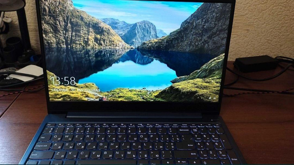 Игровой ноутбук Lenovo IdeaPad 330s 15IKB GTX 1050 б\у Киев - изображение 1