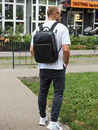 Чорний шкіряний рюкзак для чоловіків для ноутбука Киев