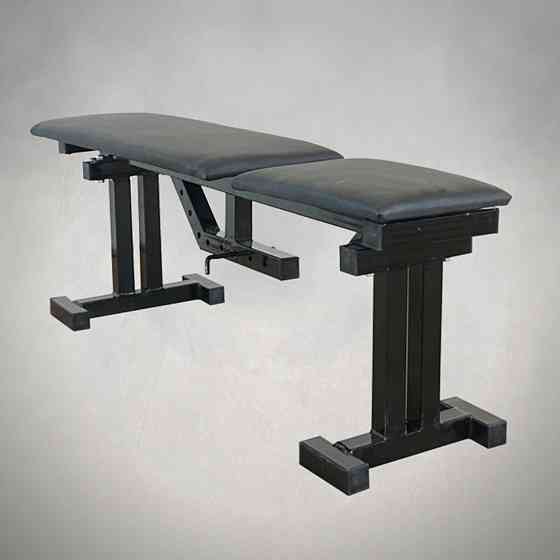 Скамья для жима горизонтальная регулируемая Стойки, скамьи для жима и приседаний без стоек Киев