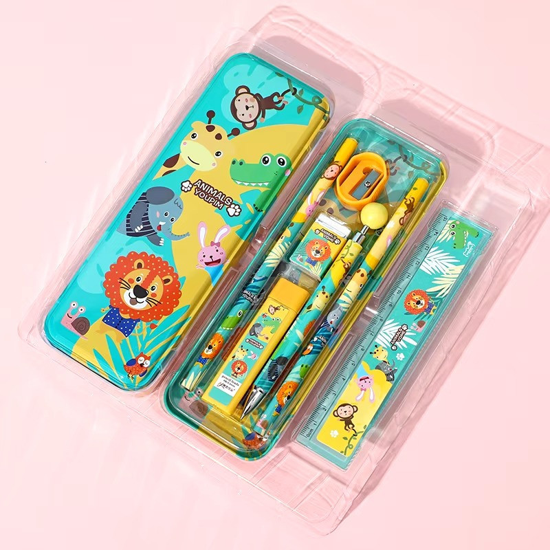 Пенал школьный 