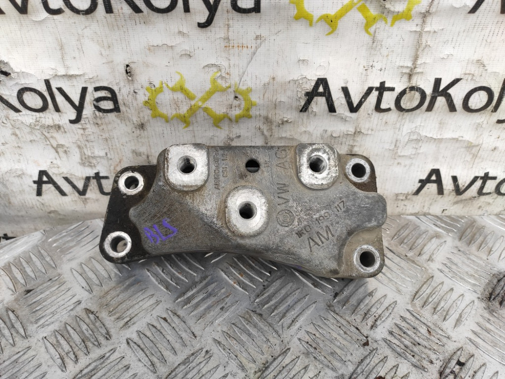 Кронштейн КПП лівий VW Caddy 1.9 tdi 2004-2010 (1K0199117AM) Ковель - изображение 1