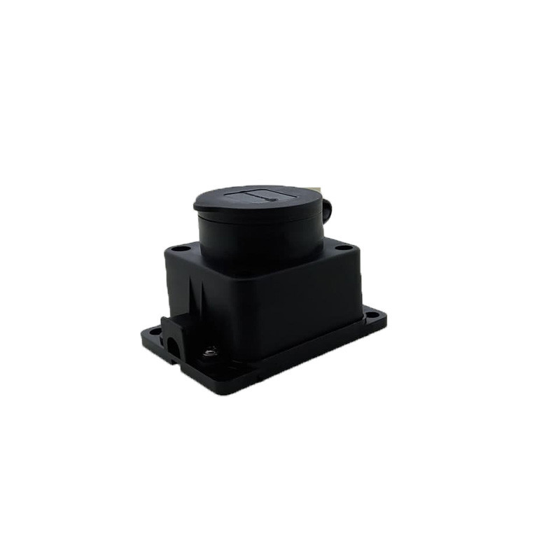 Розетка настенная с заземлением с крышкой, каучук, черный Днепр - изображение 4