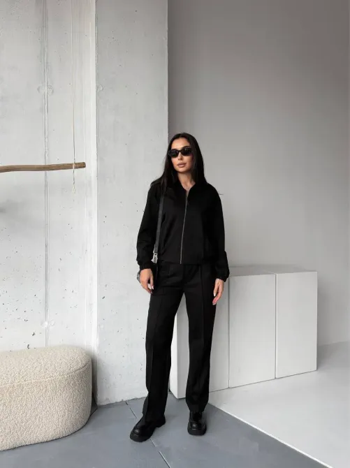 Жіночий костюм із замшу на дайвінгу Одеса - фото 1