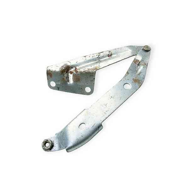 Петля 2110 стар.обр. лев. капота Мукачево