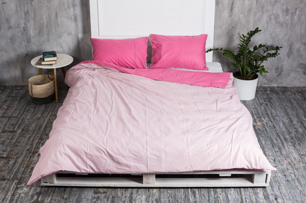 Ecotton Комплект постілі Ecotton двоспальний Євро Підковдра та 2 наволочки Фуксія двосторонній Коломия - фото 1