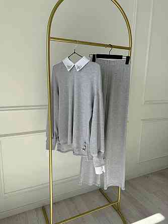 Женский деловой костюм с воротником и манжетами Одесса