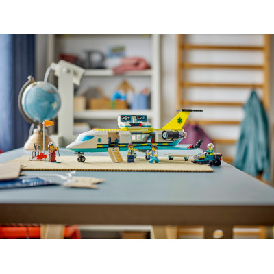 Конструктор LEGO City Самолет скорой медицинской помощи (60465) Винница - изображение 7