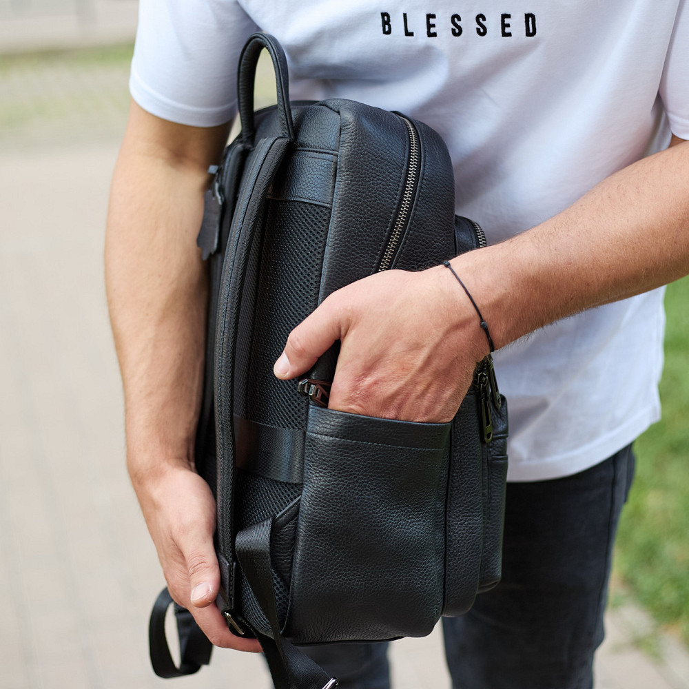 Міський чоловічий рюкзак із натуральної шкіри 40х30х18, наплічник для роботи та подорожей, чорний Кам'янське - фото 9