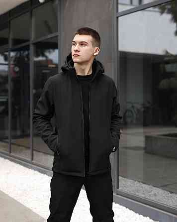 Черная куртка мужская весна/осень из софтшела с капюшоном Pobedov Shadow V2 Киев