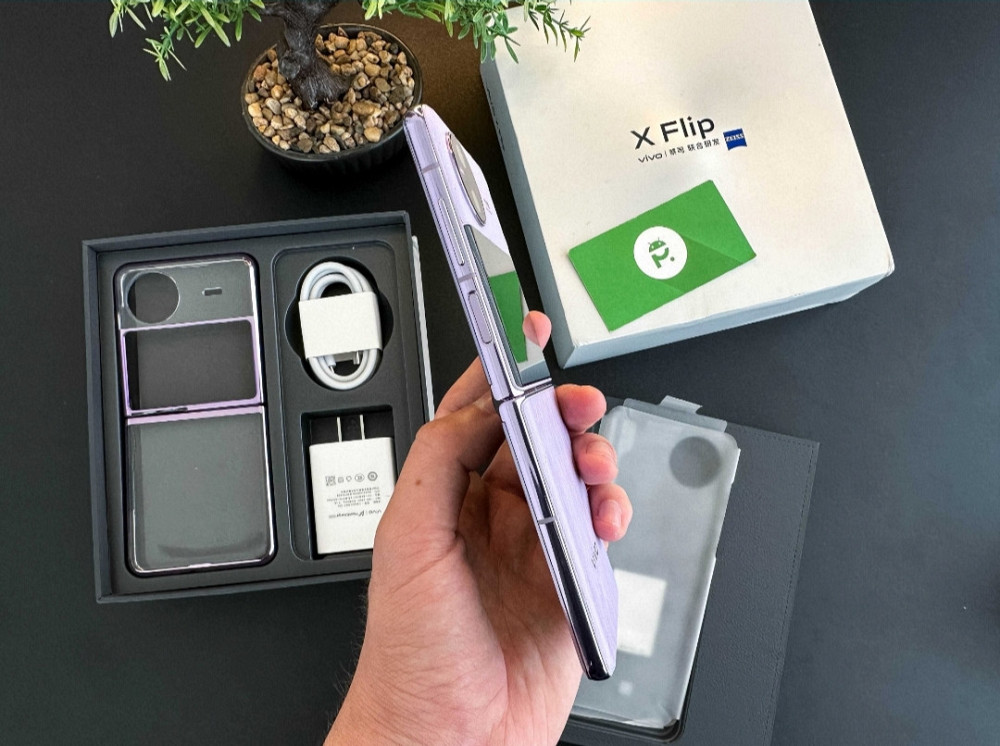 NEW Vivo X Flip 12/256Gb.Purple Киев - изображение 8