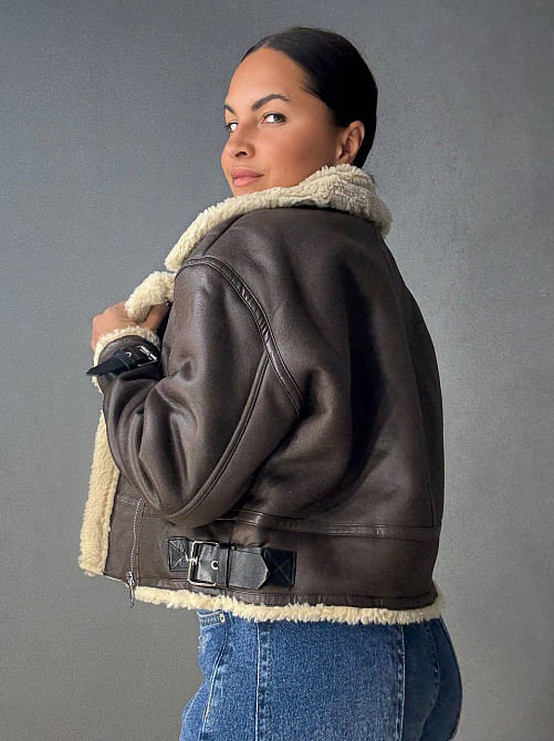 Дублянка жіноча Aftf Basic 2418 коротка косуха з бежевим хутром коричнева, коричневий, S Київ - фото 13