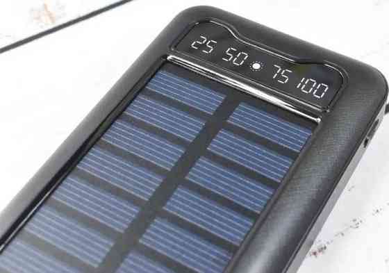 Solar Power Bank Павербанк с солнечной батареей + фонарик 10000 mAh. Киев