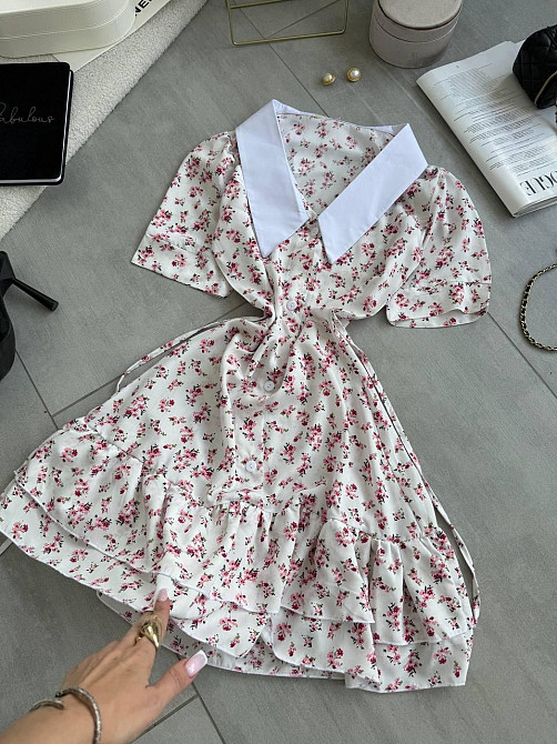 Жіноча принтована міні сукня на гудзиках з білим коміром турецький штапель / софт Одеса - фото 7