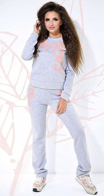 Прогулочный костюм (42) Киев - изображение 1