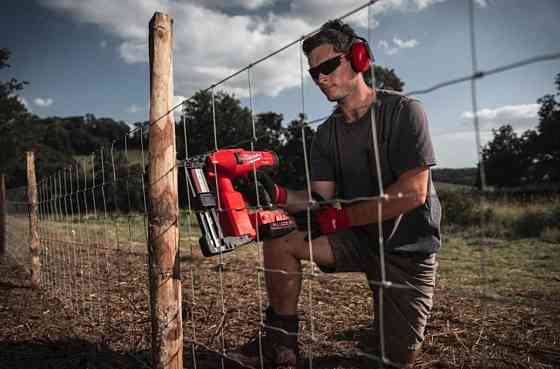 Степлер скобозабивний акумуляторний M18 FFUS-0C (HD кейс) Одеса