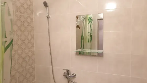 С 1 декабря буду сдавать 1 комнату кв. в хорошем состоянии на длительное время. 4 этаж 5-этажного дома Одесса