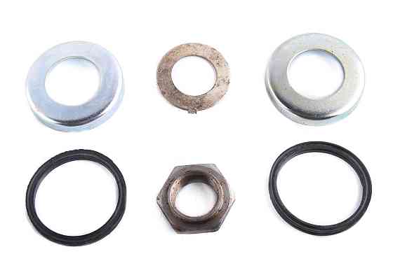 Пыльник рулевой колонки МТ, ДНЕПР (гайка+шайба) Мукачево