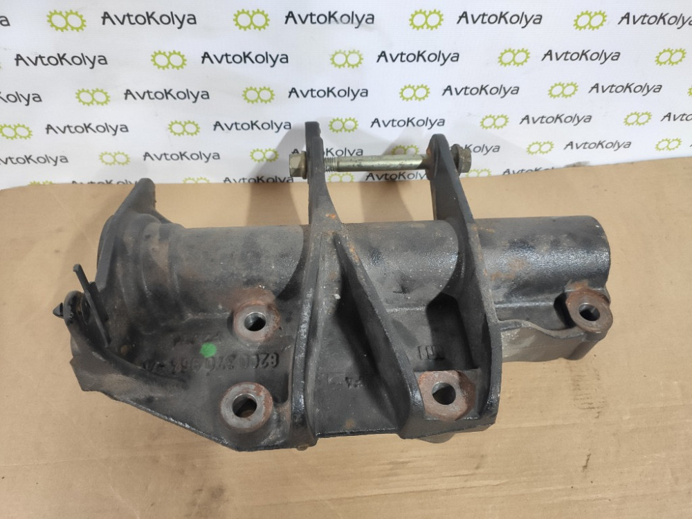 Кронштейн промвала правий Renault Master 3.0 dci 1998-2010 (8200370964) Ковель - фото 1