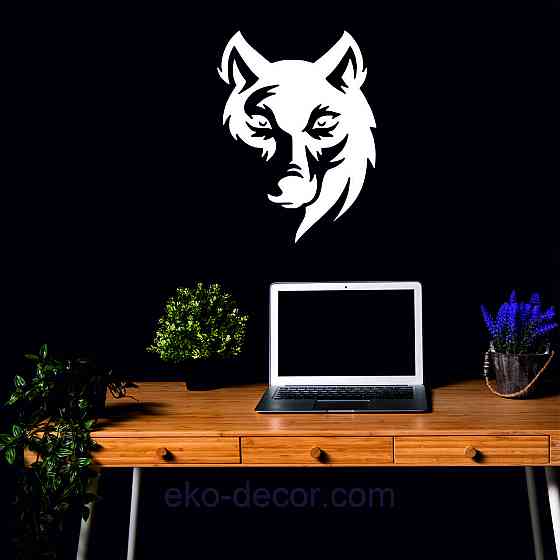 Декоративне настінне Панно «Вовк», Декор на стіну 90*68 см, Білий Київ