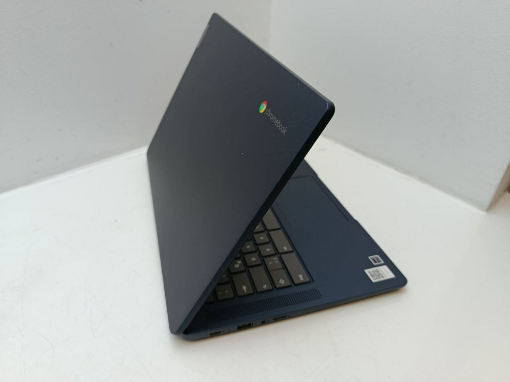 Ноутбук (Chromebook) Lenovo IdeaPad 3 Chrome 14M836 MediaTek MT8183\4\32gb eMMC\ АКБ+ (товар вживаний) Луцк - изображение 3