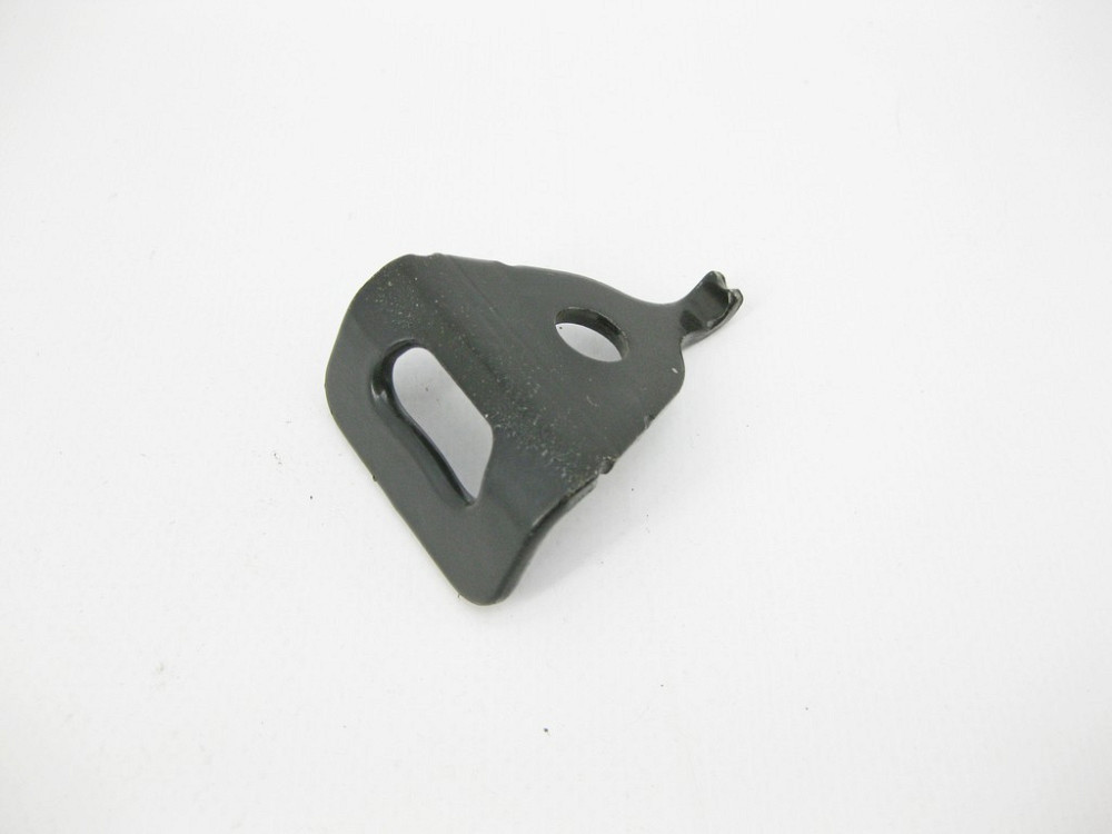 Mercedes-Benz  33040315A Кріплення заднього ременя безпеки ML W164 Одесса - изображение 6