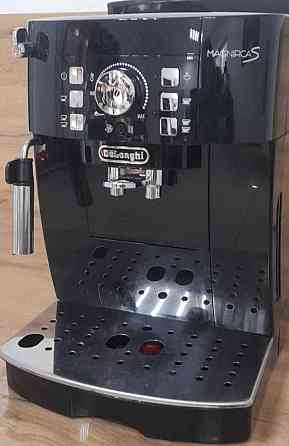 Кавомашина: Delonghi Magnifica S. Харків