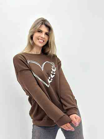 Утепленный свитшот с принтом 